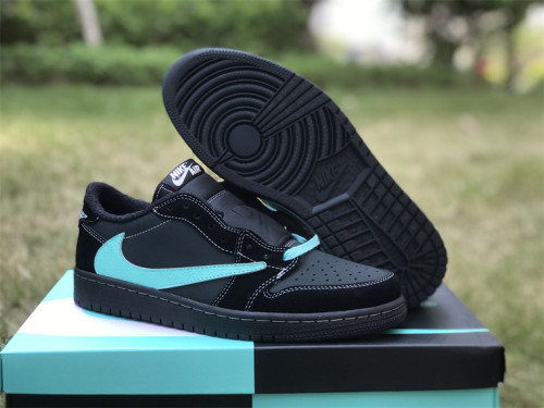 Travis Scott x Air Jordan 1 Low OG