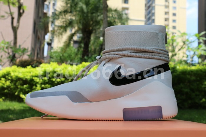 Authentic Nike Air Shot Around “Light Bone”