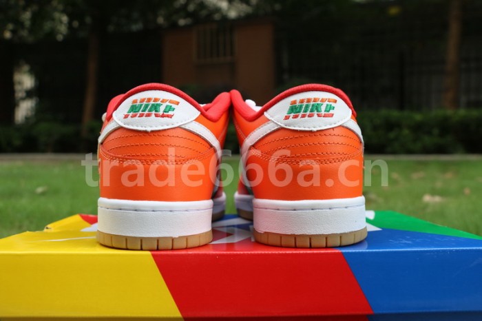 Authentic 7-Eleven x Nike SB Dunk Low