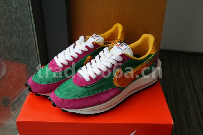 Authentic Sacai x Nike LVD Waffle Daybreak BV0073-301