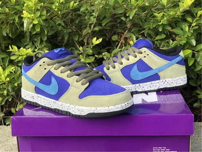 Authentic Nike SB Dunk Low “Celadon”