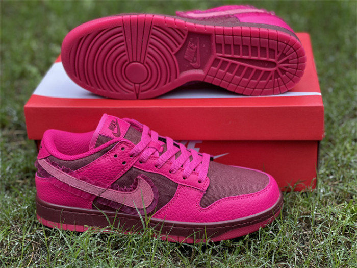 Authentic Nike Dunk Low “Valentine's Day”