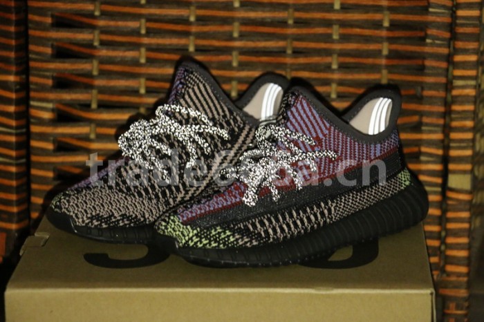 Authentic Yeezy 350 Boost V2 “Yecheil” Non-Reflective Kids Shoes