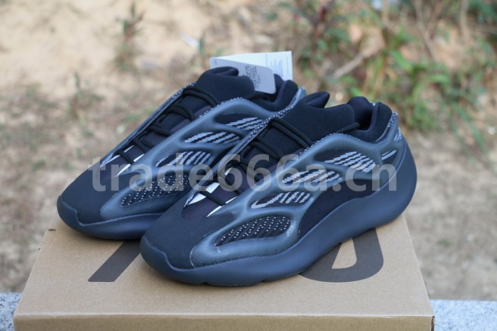 Authentic Yeezy 700 V3 “Alvah”