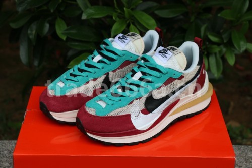 Authentic Sacai x Nike Pegasus VaporFly SP Villain Red