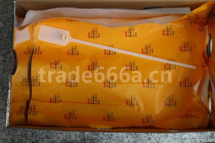 Authentic OFF-WHITE x Nike Dunk Low Red Grey