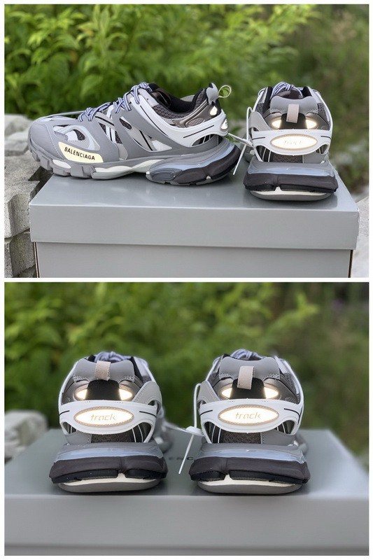 B 17FW Tripe-S High End Sneaker-085