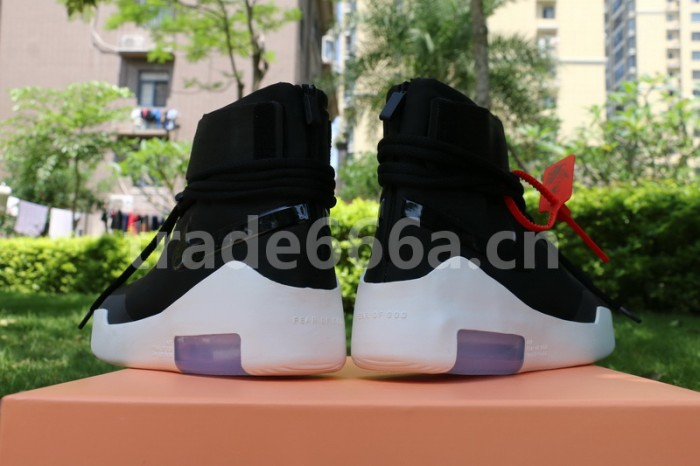 Authentic Nike Air Shot Around “Black”