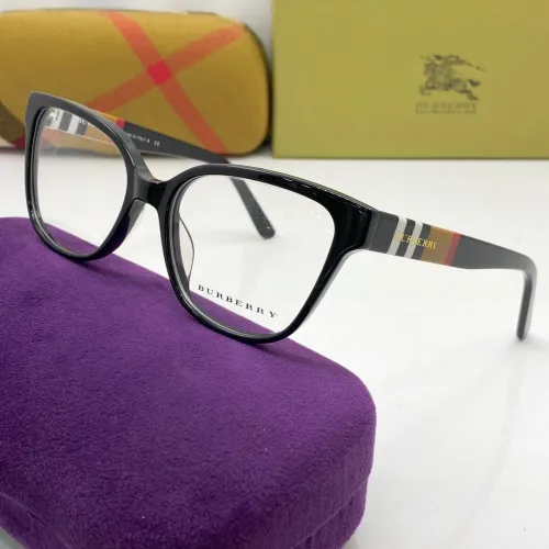 Burberry Sunglasses AAAA-594