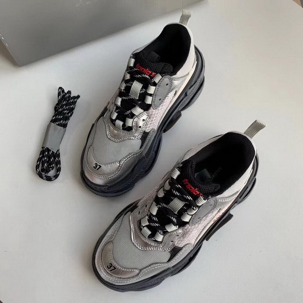 B 17FW Tripe-S High End Sneaker-072