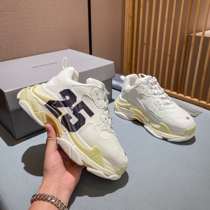 B 17FW Tripe-S High End Sneaker-271