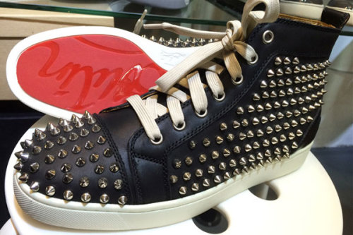 Super Max Perfect Christian Louboutin Louis Spikes Men's black leather(with receipt)