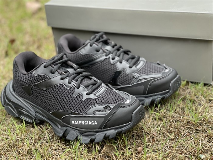 B 17FW Tripe-S High End Sneaker-278