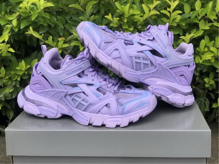 B 17FW Tripe-S High End Sneaker-200