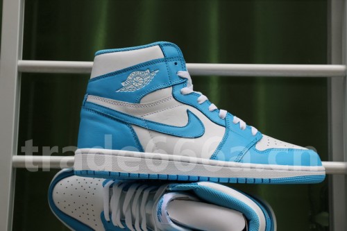 Authentic Air Jordan 1 Retro High OG “UNC”