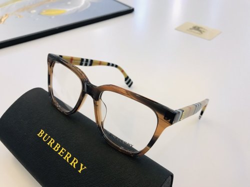 Burberry Sunglasses AAAA-025