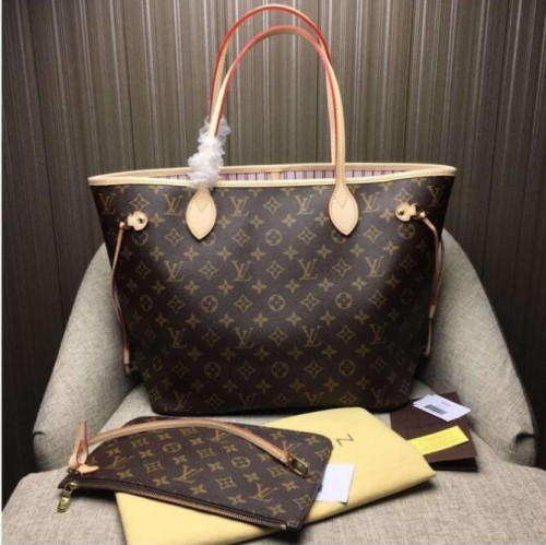 LV Neverfull MM Monogram Canvas in WOMEN's HANDBAGS