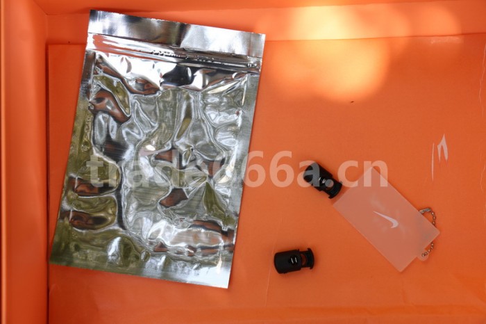 Authentic Nike Air Shot Around “Light Bone”