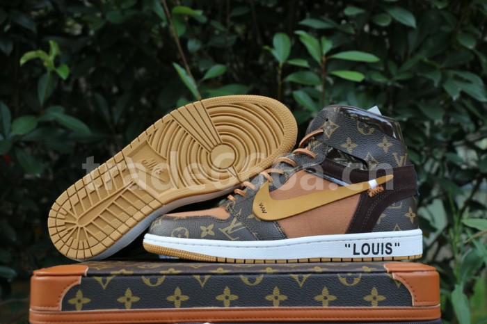 Authentic LV X OFF White X Air Jordan 1 with suitcase