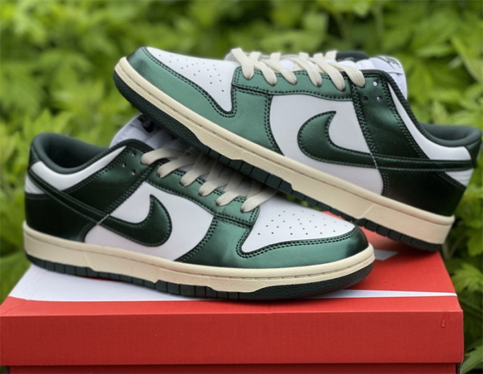 Authentic Nike Dunk Low Vintage Green