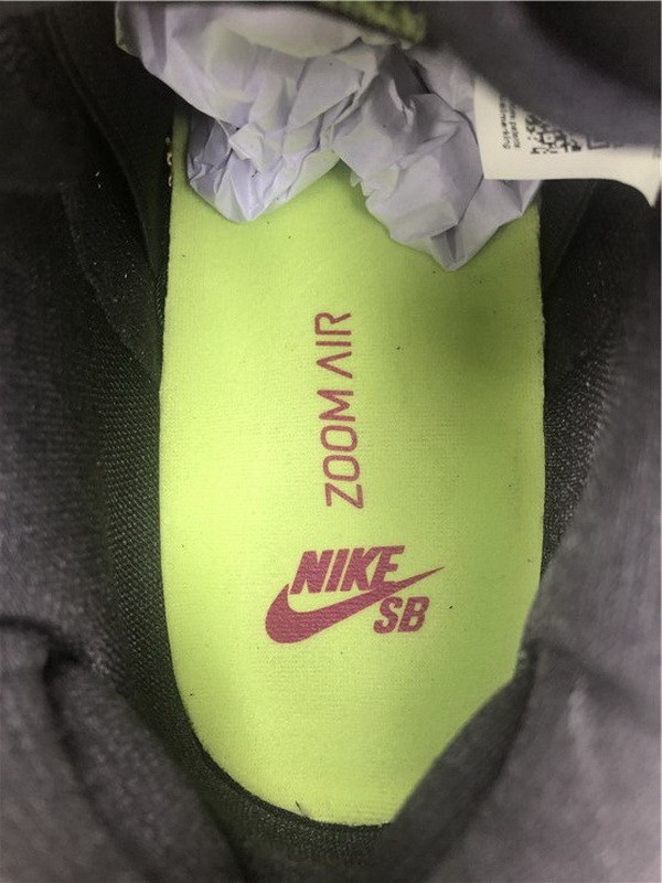 Authentic Nike SB Dunk Low“Red Plum”