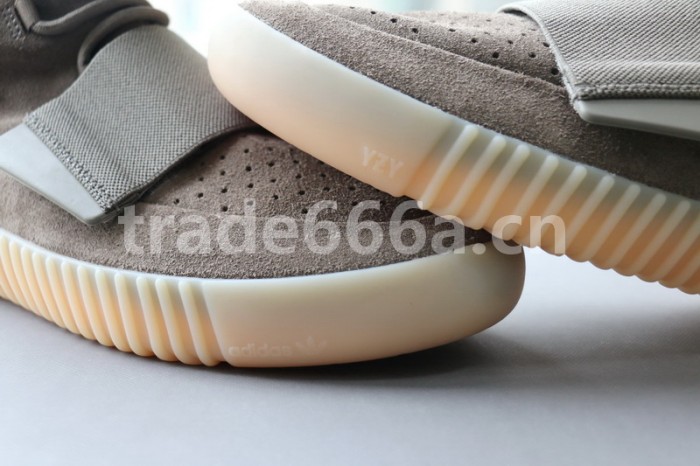 Authentic Yeezy Boost 750 “Light Brown”