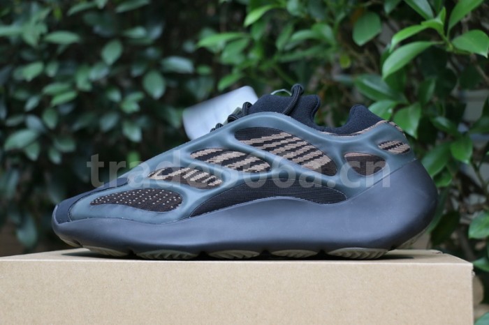 Authentic Yeezy 700 V3 “Eremiel”