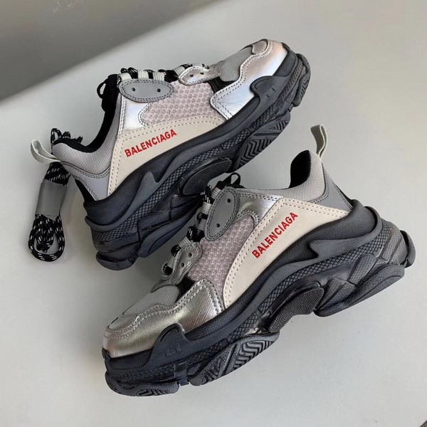 B 17FW Tripe-S High End Sneaker-072