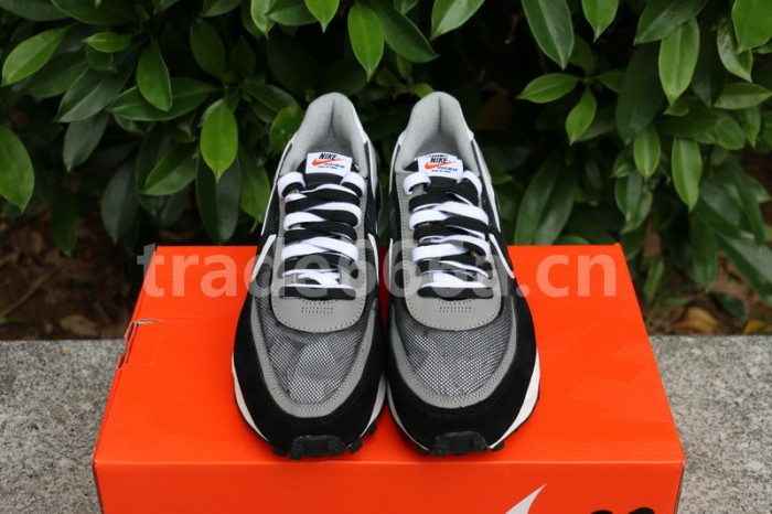 Sacai x Nike Waffle Daybreak BV0073-001