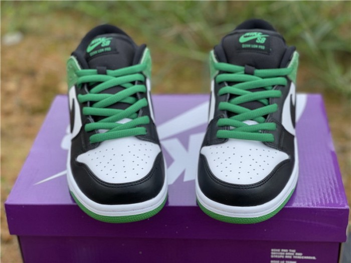 Authentic Nike SB Dunk Low “Classic Green”