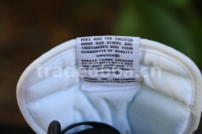 Authentic Air Jordan 1 Satin “Black Toe” GS