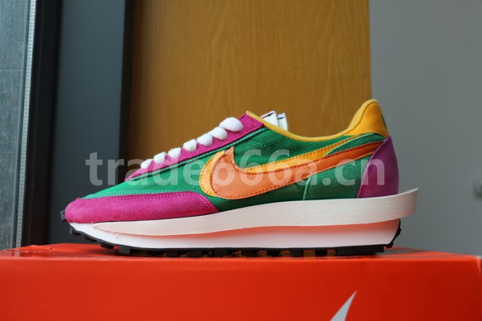 Authentic Sacai x Nike LVD Waffle Daybreak BV0073-301