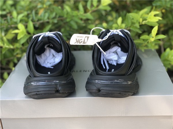 B 17FW Tripe-S High End Sneaker-217