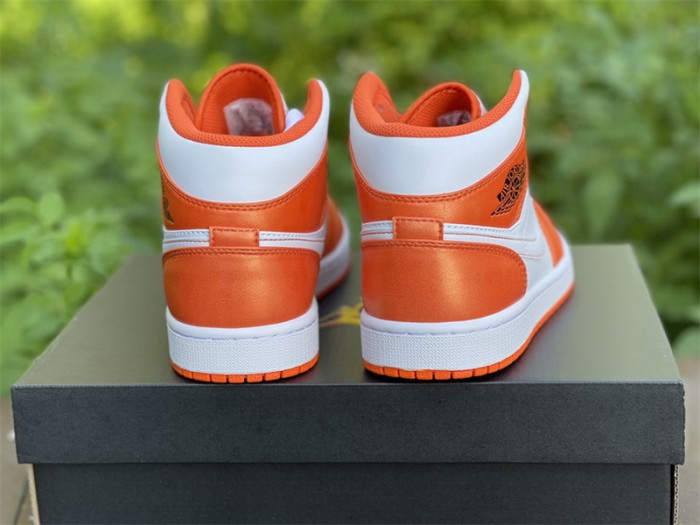 Authentic Air Jordan 1 Mid SE White Orange