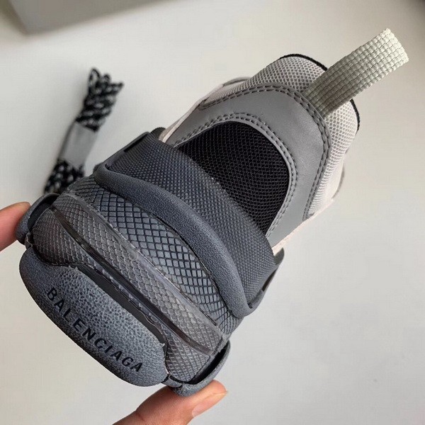 B 17FW Tripe-S High End Sneaker-072