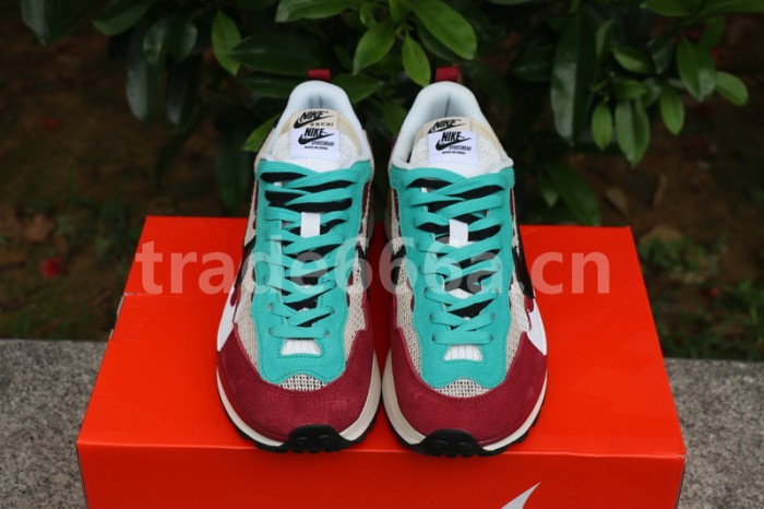 Authentic Sacai x Nike Pegasus VaporFly SP Villain Red