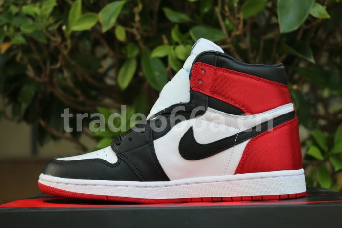 Authentic Air Jordan 1 Satin “Black Toe” GS