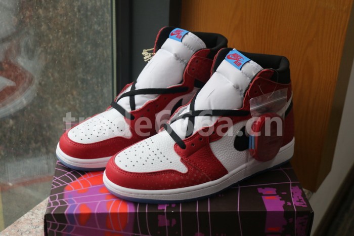 Authentic Air Jordan 1 “Chicago Crystal”