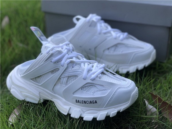 B 17FW Tripe-S High End Sneaker-218