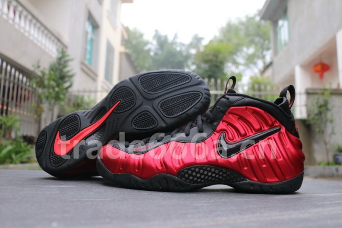 Authentic Nike Air Foamposite Pro “University Red”