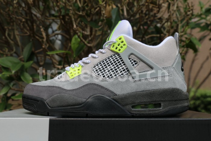 Authentic Air Jordan 4 SE “Neon”