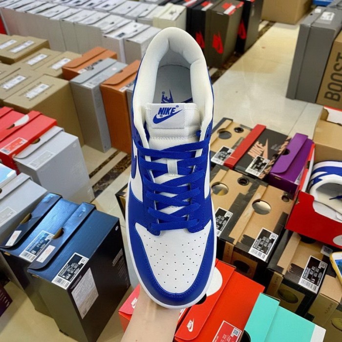 Authentic Nike Dunk Low “Kentucky”