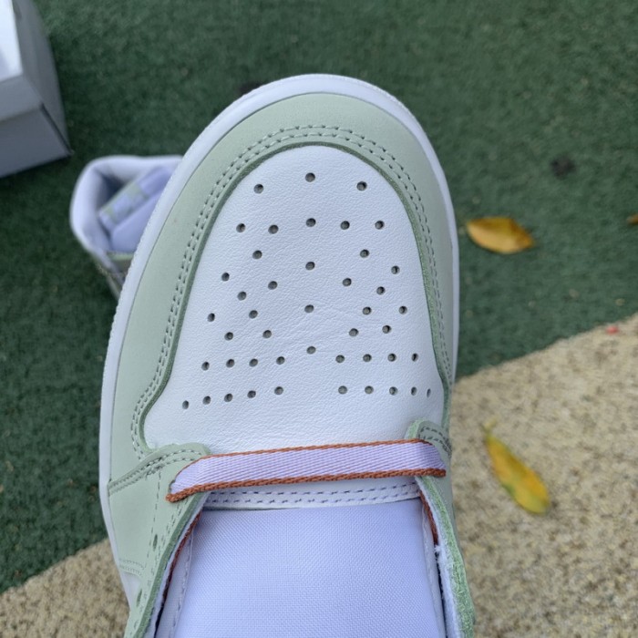 Authentic Air Jordan 1 WMNS “Seafoam”