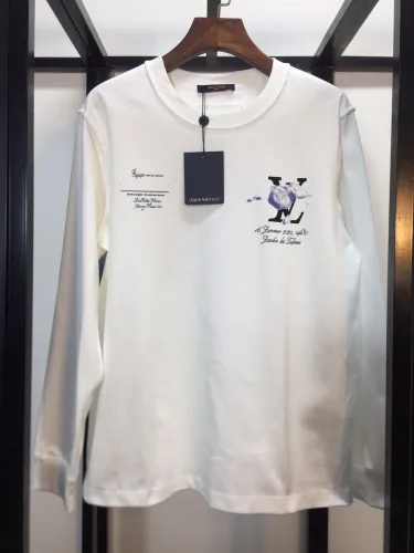 LV Hoodies High End Quality-028