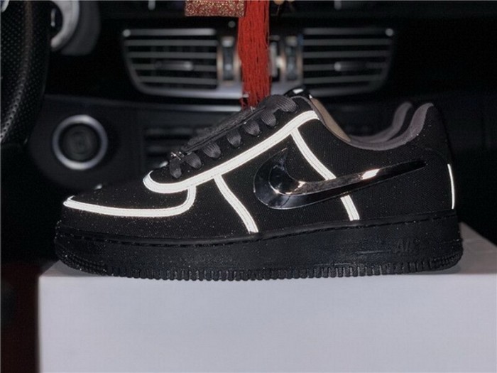 Authentic Nike Air Force 1 x Travis Scott