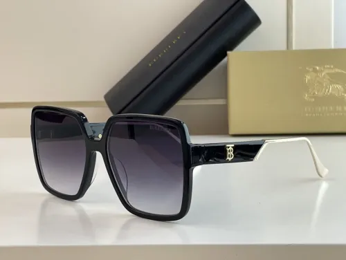 Burberry Sunglasses AAAA-717