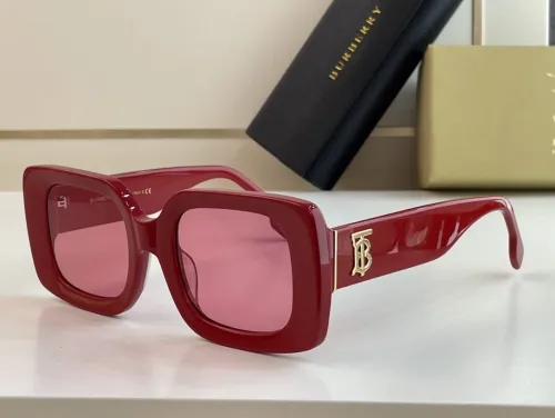 Burberry Sunglasses AAAA-655