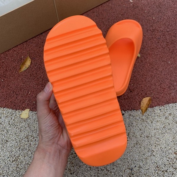 Yeezy Slide-010