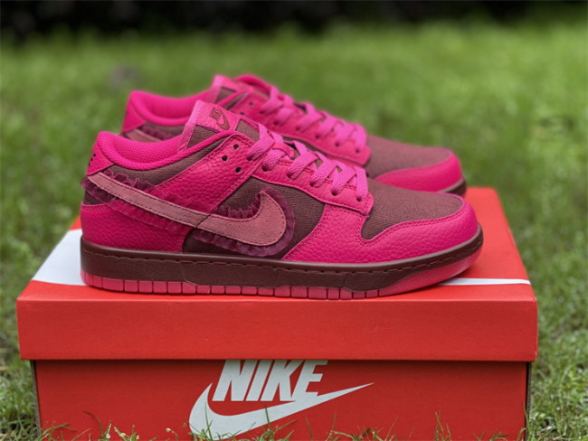 Authentic Nike Dunk Low “Valentine's Day”