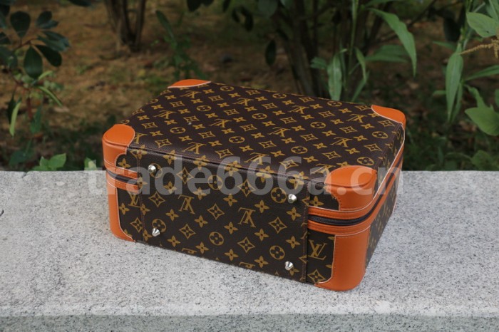 Authentic LV X OFF White X Air Jordan 1 with suitcase